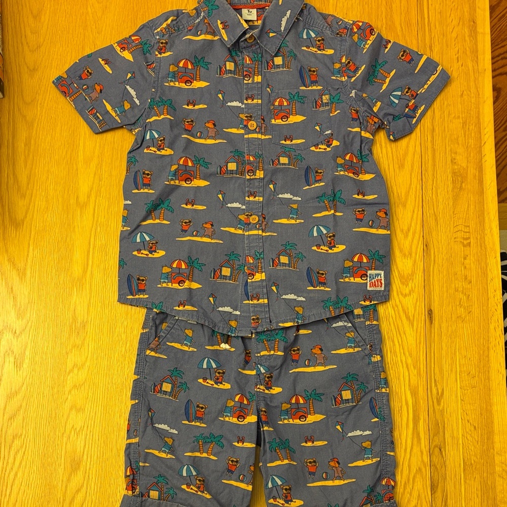 Cute Summer Matching Set! 3 items - Shorts, Hat & Short Sleeve Shirt 5/6yrs
